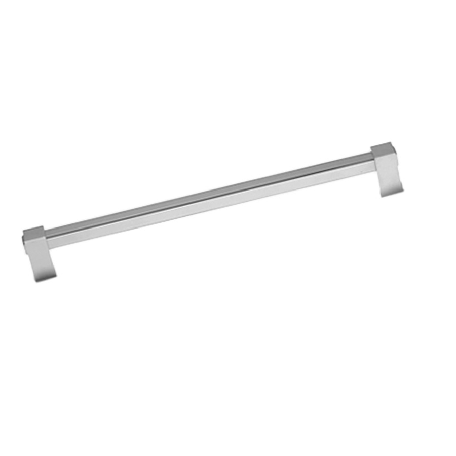 Porte-serviette RELING
H 5 cm, L jusque à 70 cm
angulaire, montage latérale à
gauche au bord de recouvrement
LONGEUR À SPÉCIFIER À LA
COMMANDE