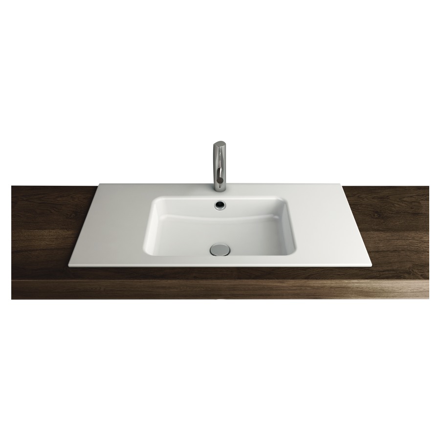 Lavabo à insérer MERO
90 x 45 x 1 cm, acier
avec trop-plein, avec tablette
de robinetterie, lavabo au
milieu