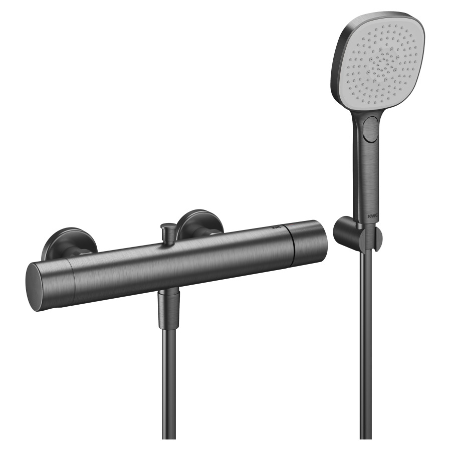 Mélangeur de bain ORA
E 153 mm, raccords d'arrêt
1/2" x 3/4", avec douche
tuyau de douche 160 cm, support