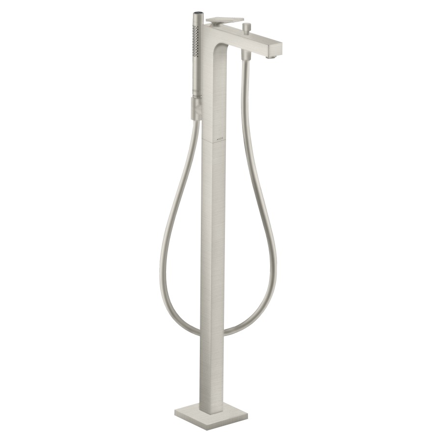 Mélangeur de bain CITTERIO
S 200 mm, goulot fixe
avec poignée à levier, coupe
rhombique, H jusqu'à aérateur
832-912 mm, avec colonne pour
montage à pose libre, douche à
main, tuyau de douche, support
de douche, sans corps à
encastrer 758 415