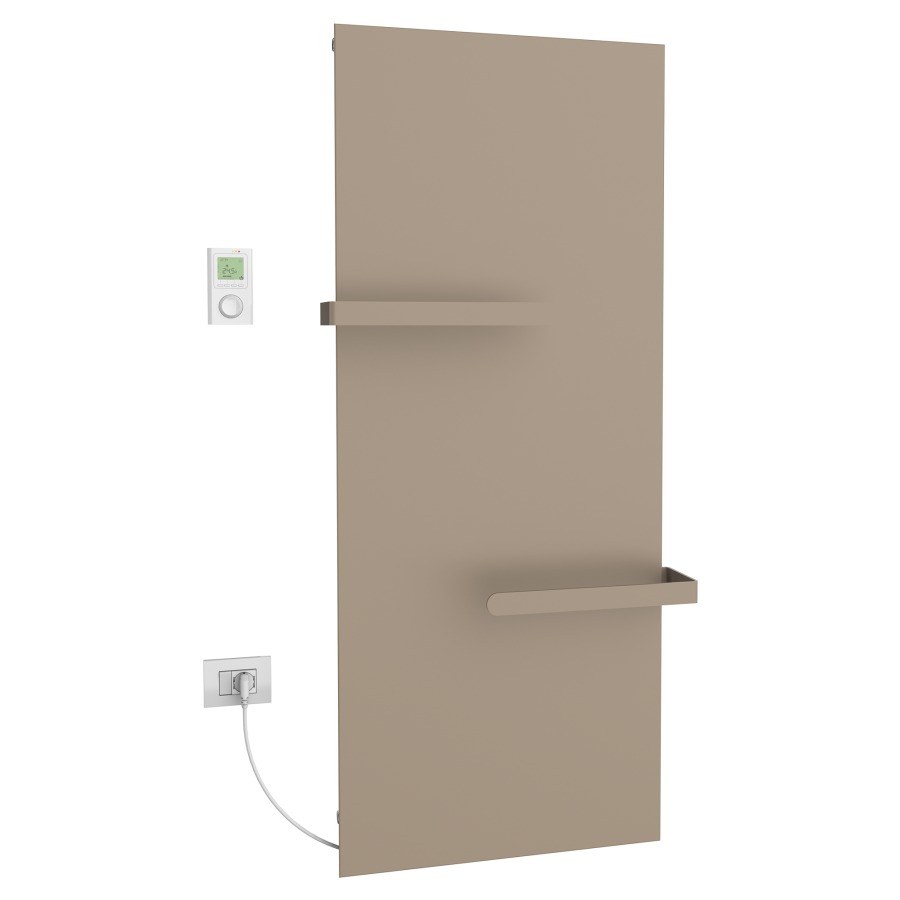 Radiateur de bain Ice Bagno
short E, 46,5 x 152 cm, 700 W
raccordement électrique 230 V
tige de chauffage à gauche
récepteur IP40, télécommande
radio IP30, programmable
2 porte-serviette court
réversible, matériel de
fixation
