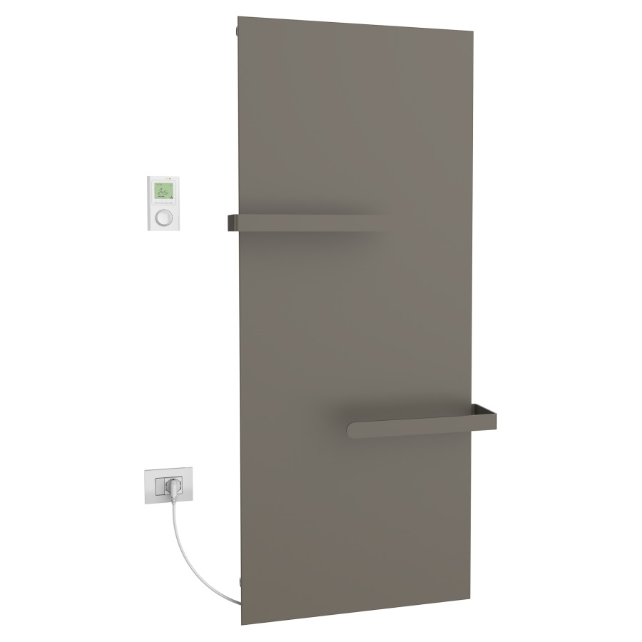 Radiateur de bain Ice Bagno
short E, 61,5 x 152 cm, 1000 W
raccordement électrique 230 V
tige de chauffage à gauche
récepteur IP40, télécommande
radio IP30, programmable
2 porte-serviette court
réversible, matériel de
fixation