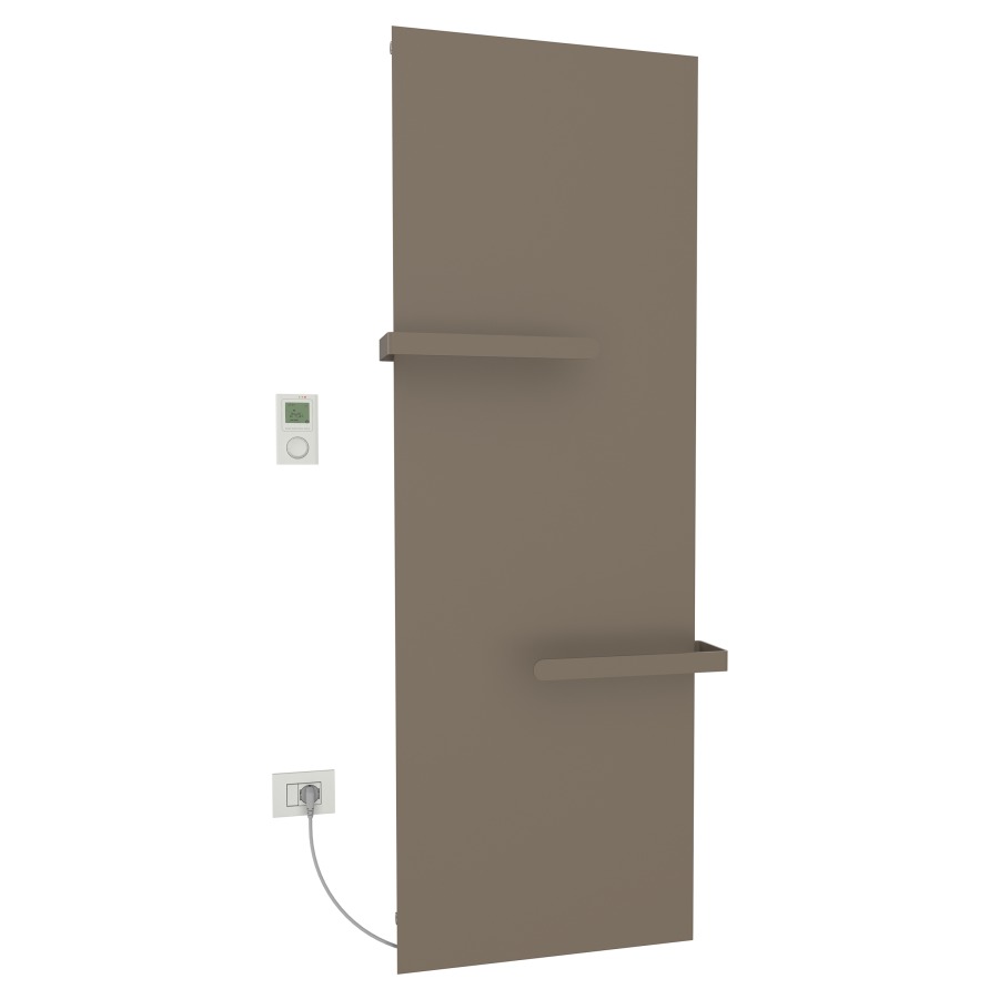 Radiateur de bain Ice Bagno
short E, 76,5 x 182 cm, 1400 W
raccordement électrique 230 V
tige de chauffage à gauche
récepteur IP40, télécommande
radio IP30, programmable
2 porte-serviette court
réversible, matériel de
fixation